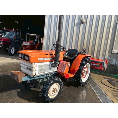 KUBOTA トラクター  B1600D