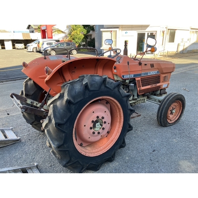 KUBOTA トラクター L3001S