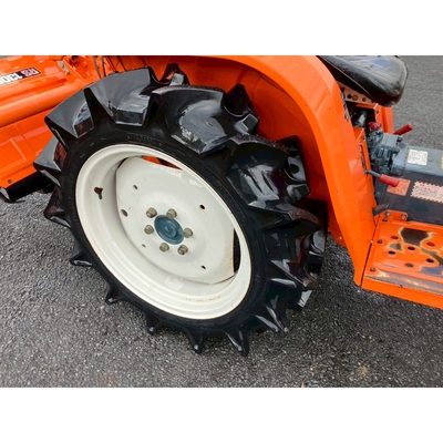 KUBOTA トラクター  B1702D