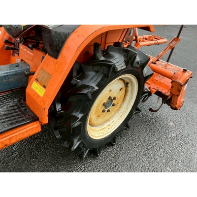 KUBOTA トラクター B1-15D
