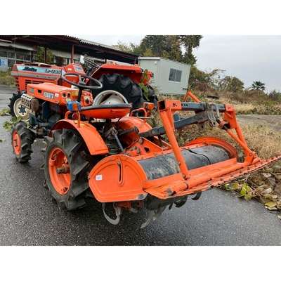 KUBOTA トラクター B5000D