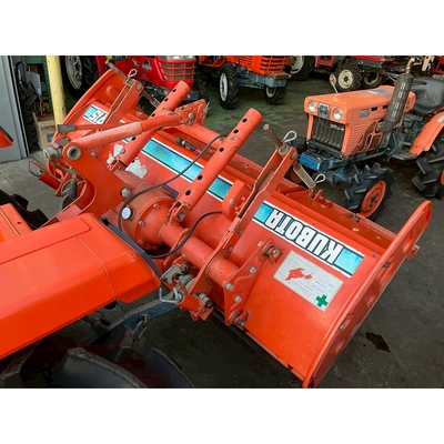 KUBOTA トラクター L1-205D