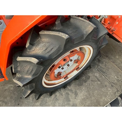 KUBOTA トラクター L1-205D