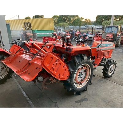 KUBOTA トラクター L1-205D