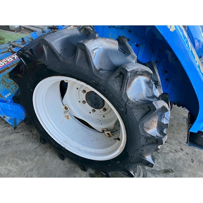 ISEKI トラクター TG25