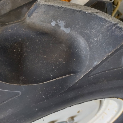 ISEKI トラクター THS16