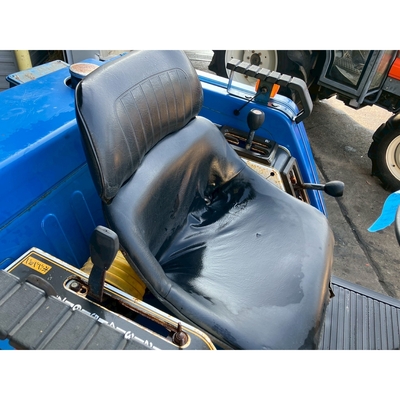 ISEKI トラクター TU220F