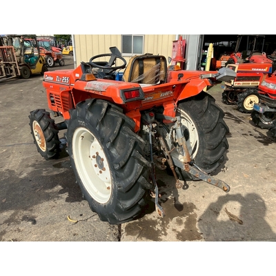 KUBOTA トラクター L1-255D