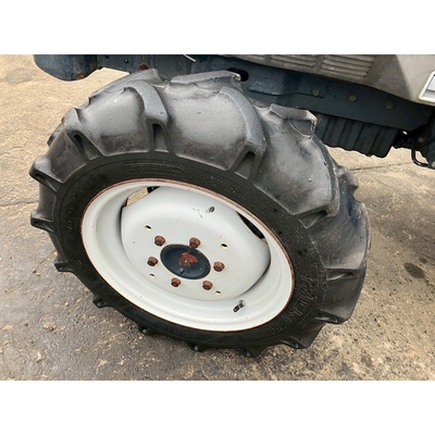 ISEKI トラクター TG25