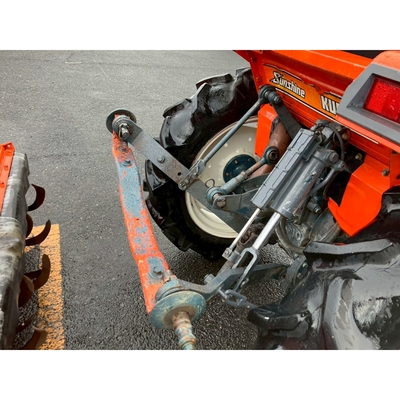 KUBOTA トラクター L1-205D