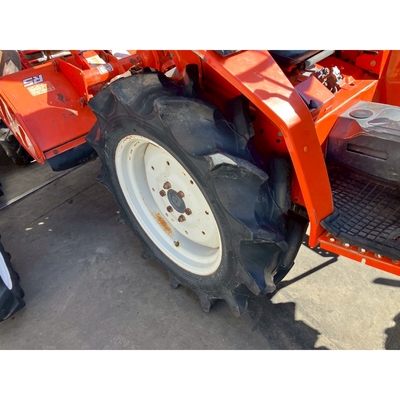 KUBOTA トラクター L1-215D