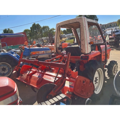 KUBOTA トラクター L1-215D