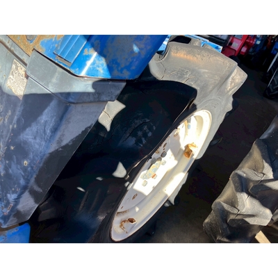 ISEKI トラクター TU150F