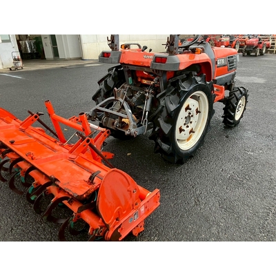 KUBOTA トラクター GT23