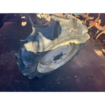 ISEKI トラクター TA267F