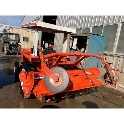 KUBOTA トラクター L1-215D