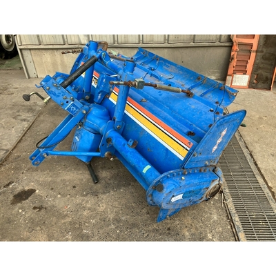 ISEKI トラクター TU205F