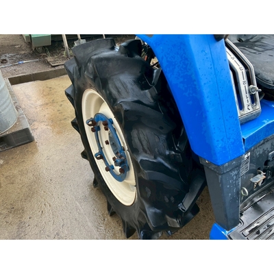 ISEKI トラクター TU205F