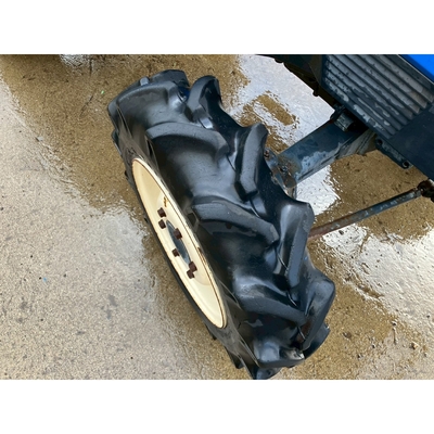 ISEKI トラクター TU205F