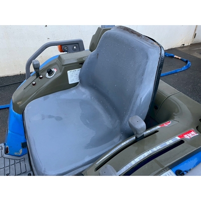 ISEKI トラクター TF223F