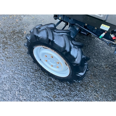 ISEKI トラクター TF223F