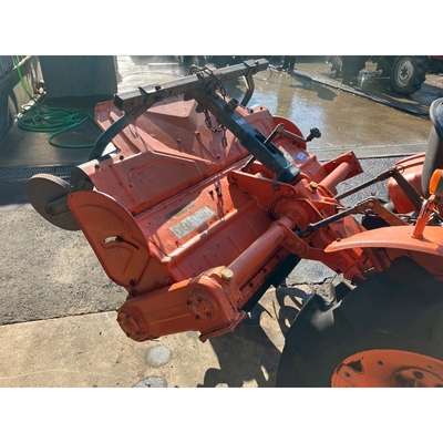 KUBOTA トラクター B7001D