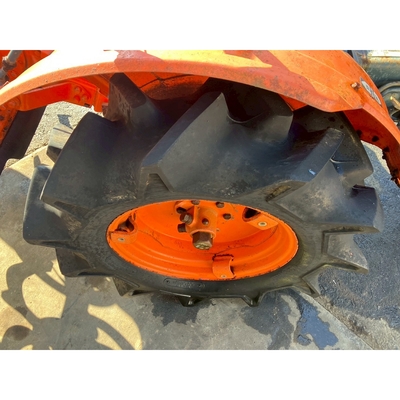 KUBOTA トラクター B7001D