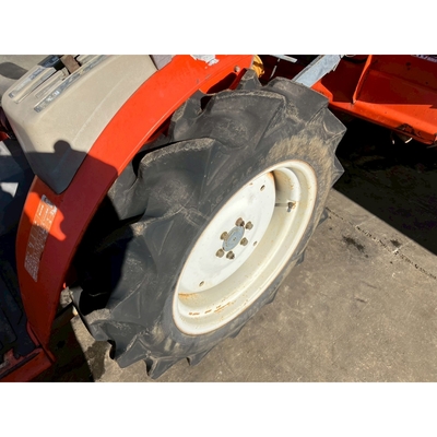 KUBOTA トラクター GB18