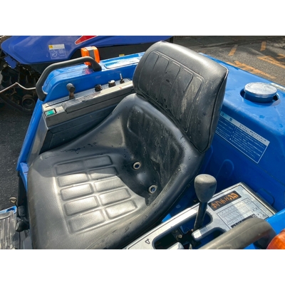 ISEKI トラクター TU237F