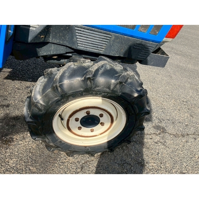 ISEKI トラクター TU237F