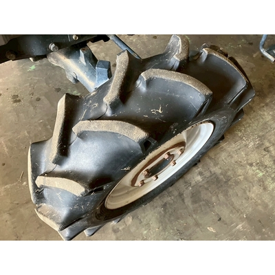 ISEKI トラクター TK25F