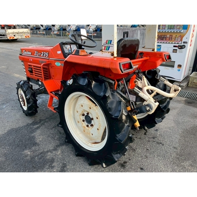 KUBOTA トラクター L1-235D