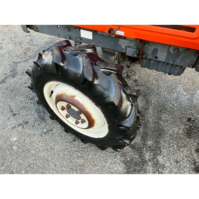 KUBOTA トラクター L1-235D