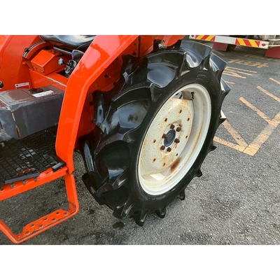 KUBOTA トラクター L1-235D