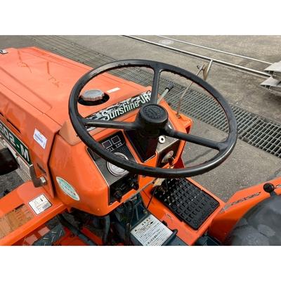 KUBOTA トラクター B1502 