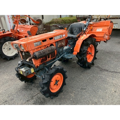 KUBOTA トラクター B7001D