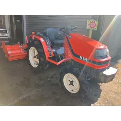 KUBOTA トラクター B52