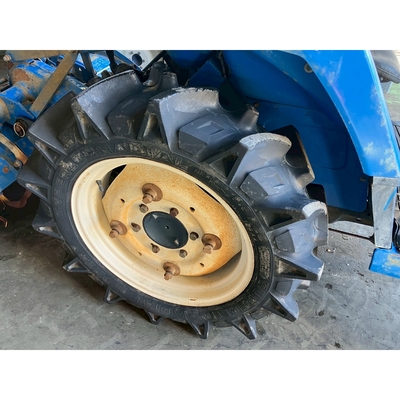 ISEKI トラクター TU217F