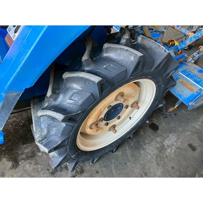 ISEKI トラクター TU217F