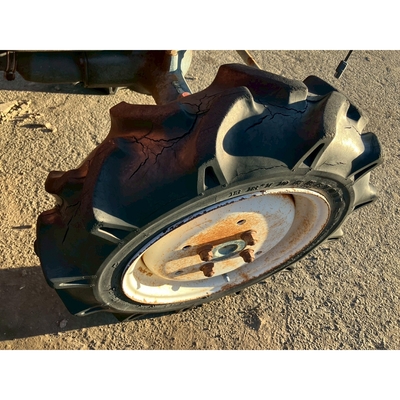 KUBOTA トラクター B1200