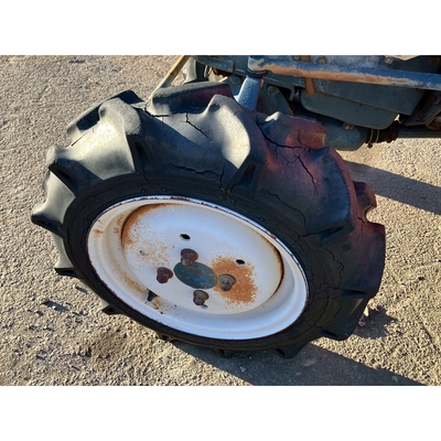 KUBOTA トラクター B1200