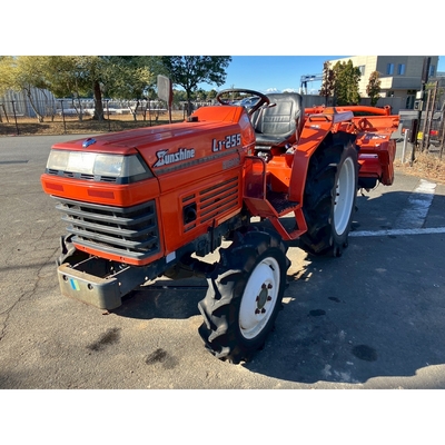 KUBOTA トラクター L1-255D