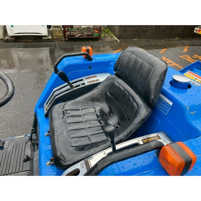 ISEKI トラクター TU205S