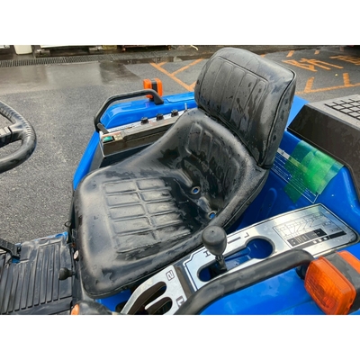 ISEKI トラクター TU175