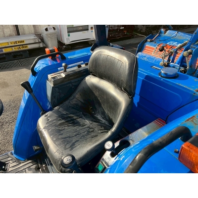 ISEKI トラクター TA267F