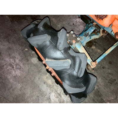 KUBOTA トラクター B7001