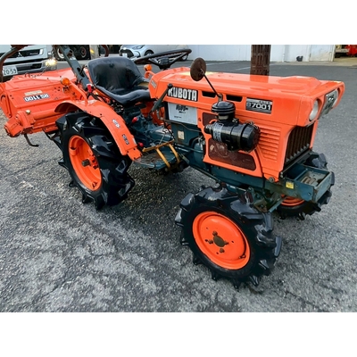 KUBOTA トラクター B7001D
