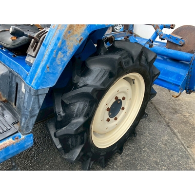 ISEKI トラクター TU205F