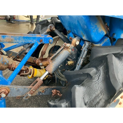 ISEKI トラクター TU205F