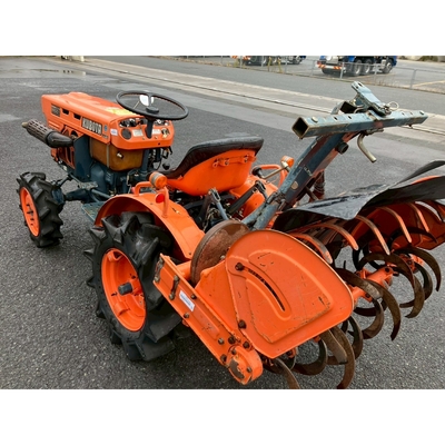 KUBOTA トラクター B6001D
